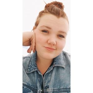 Meet your Posher, Shea
